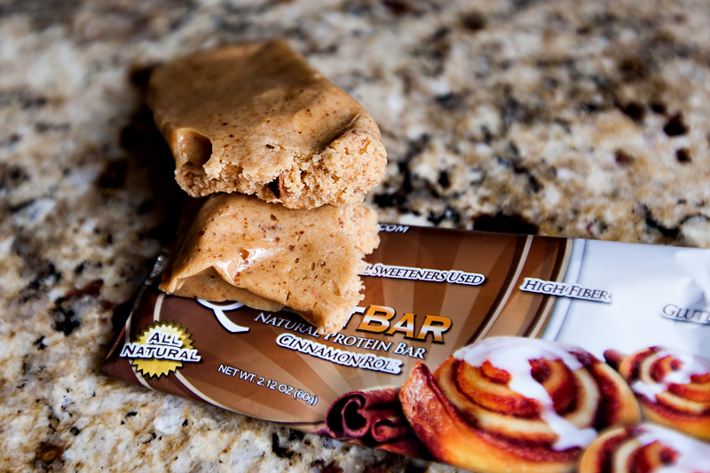 Quest Bar Cinnamon Roll без упаковки
